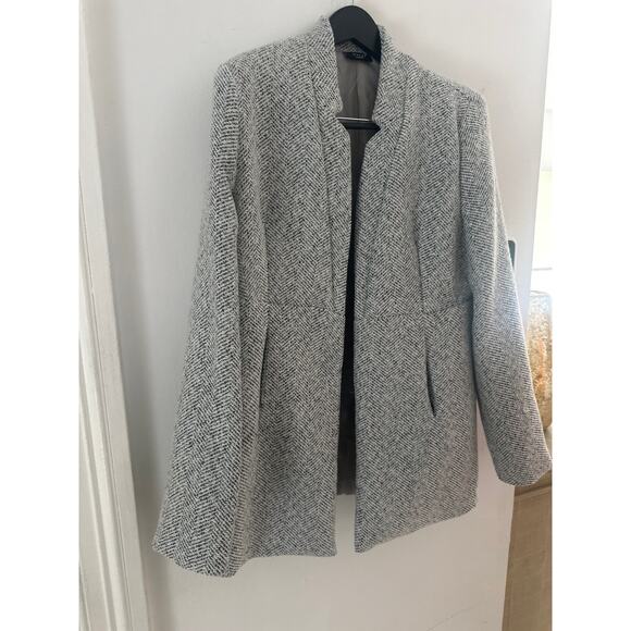VICI coat light gray Sz L in mint condition  NWOT - Picture 7 of 8